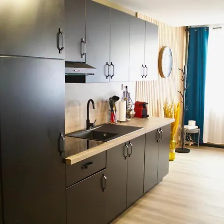 Appartamento La Bulle Emeraude - Jacuzzi, Terrasse, Parking Prive Et Gratuit