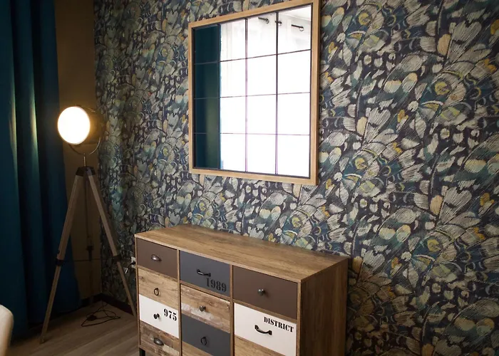 Appartement La Bulle Emeraude - Jacuzzi, Terrasse, Parking Prive Et Gratuit Saint-Omer (Pas-de-Calais)